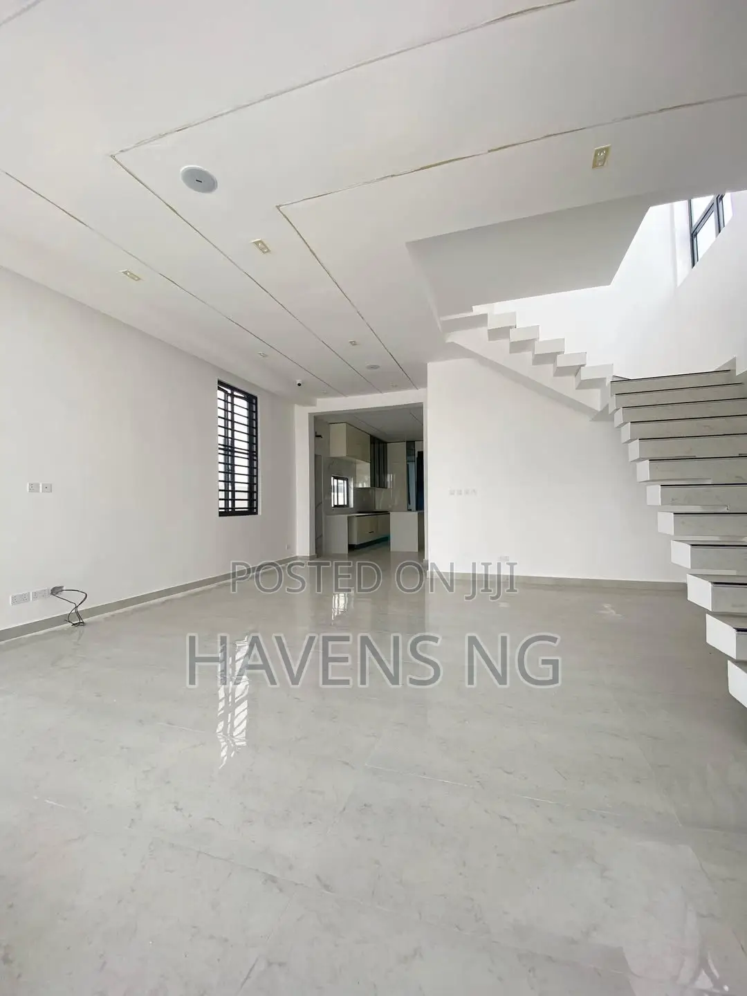 4bdrm Duplex in Lekki Phase 2 for sale in Lekki Phase 2