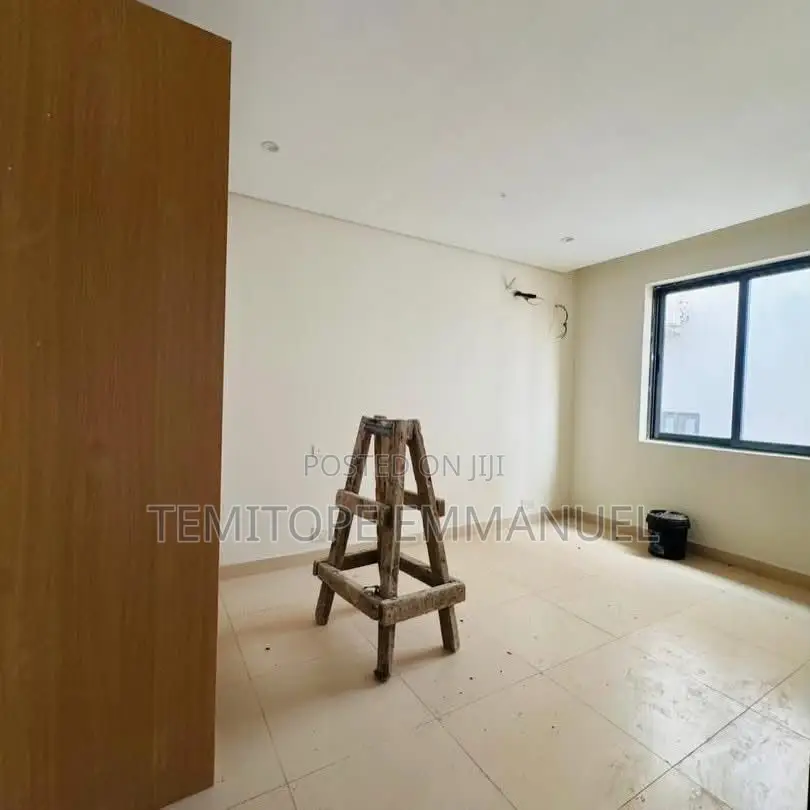 Furnished 4bdrm Duplex in Omole Phase 1 for sale in Omole Phase 1