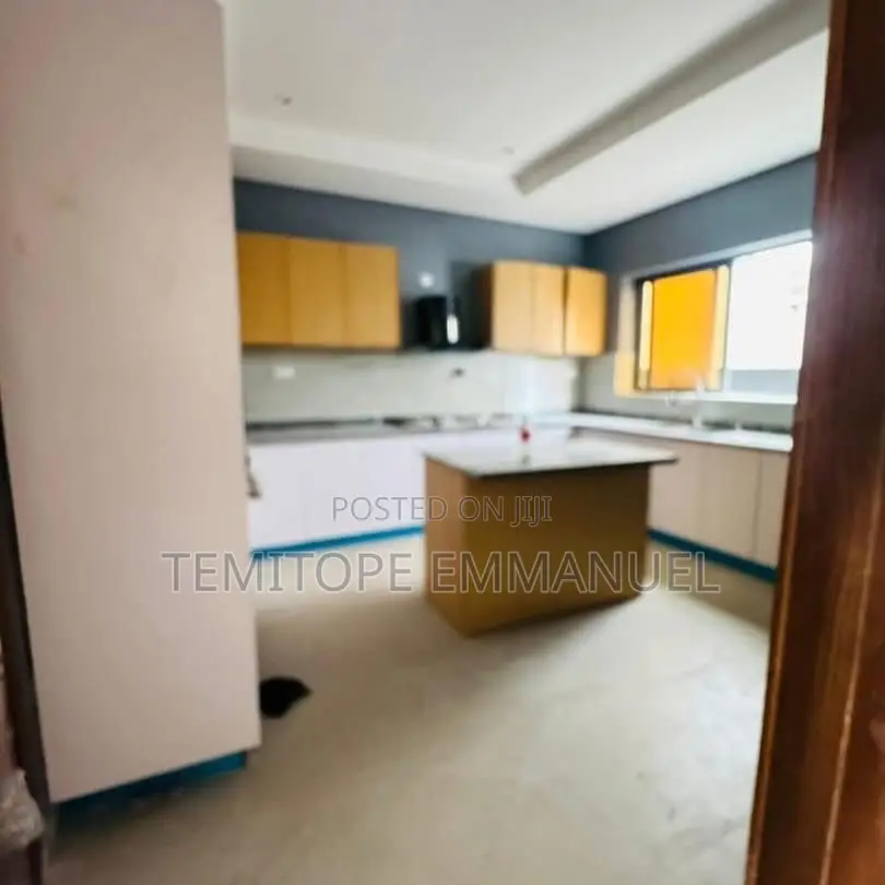 Furnished 4bdrm Duplex in Omole Phase 1 for sale in Omole Phase 1