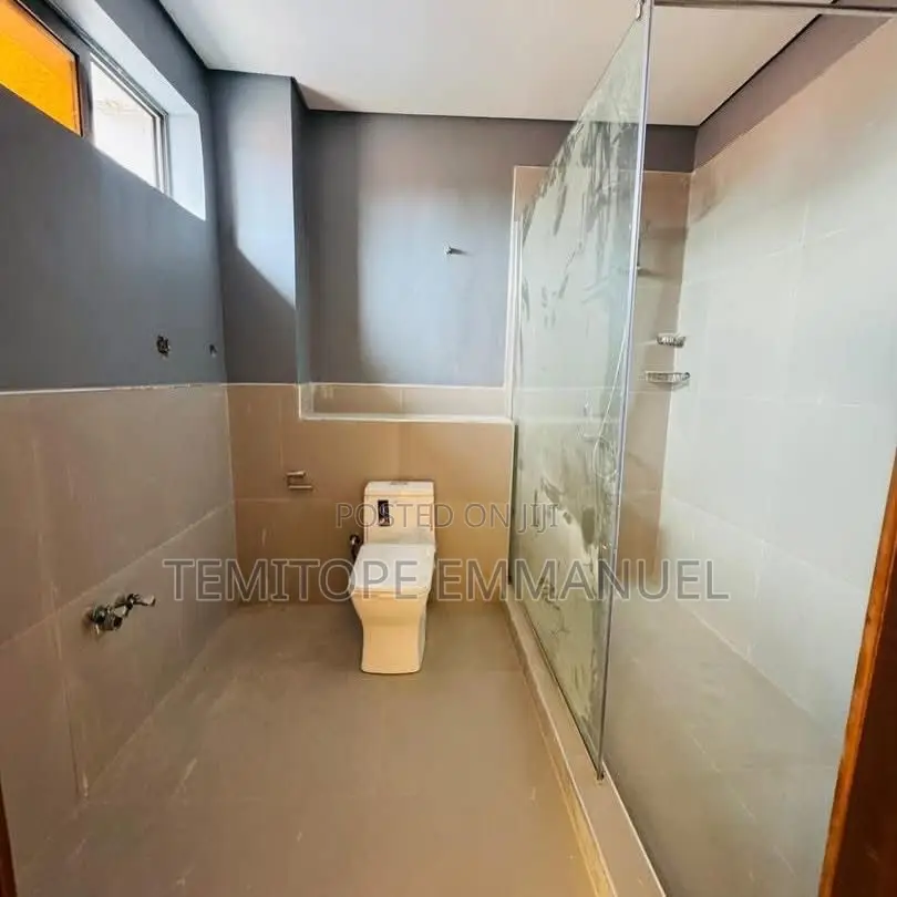 Furnished 4bdrm Duplex in Omole Phase 1 for sale in Omole Phase 1
