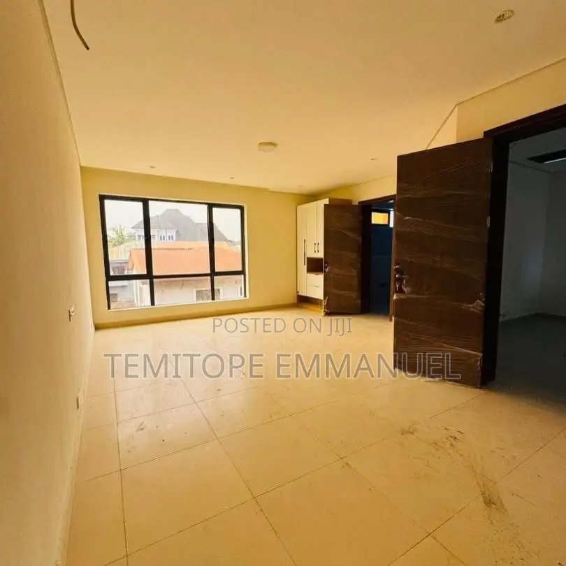 Furnished 4bdrm Duplex in Omole Phase 1 for sale in Omole Phase 1