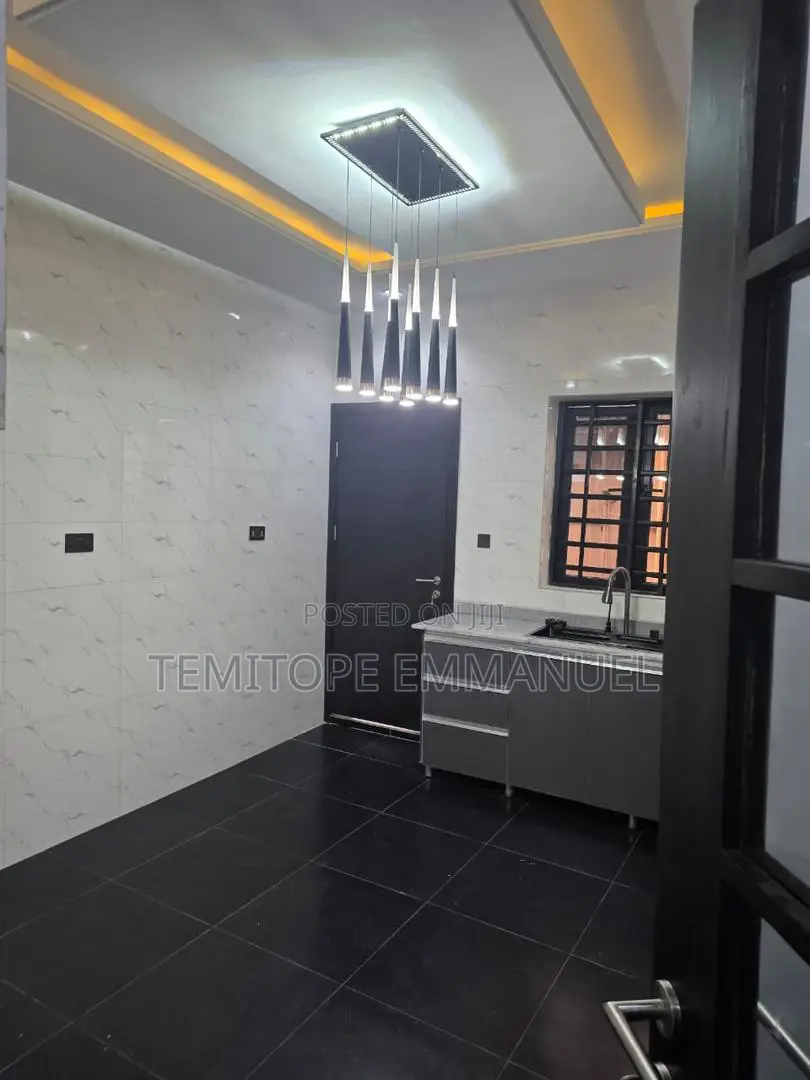 Furnished 5bdrm Duplex in Ajao Estate, Ikeja for sale in Ikeja