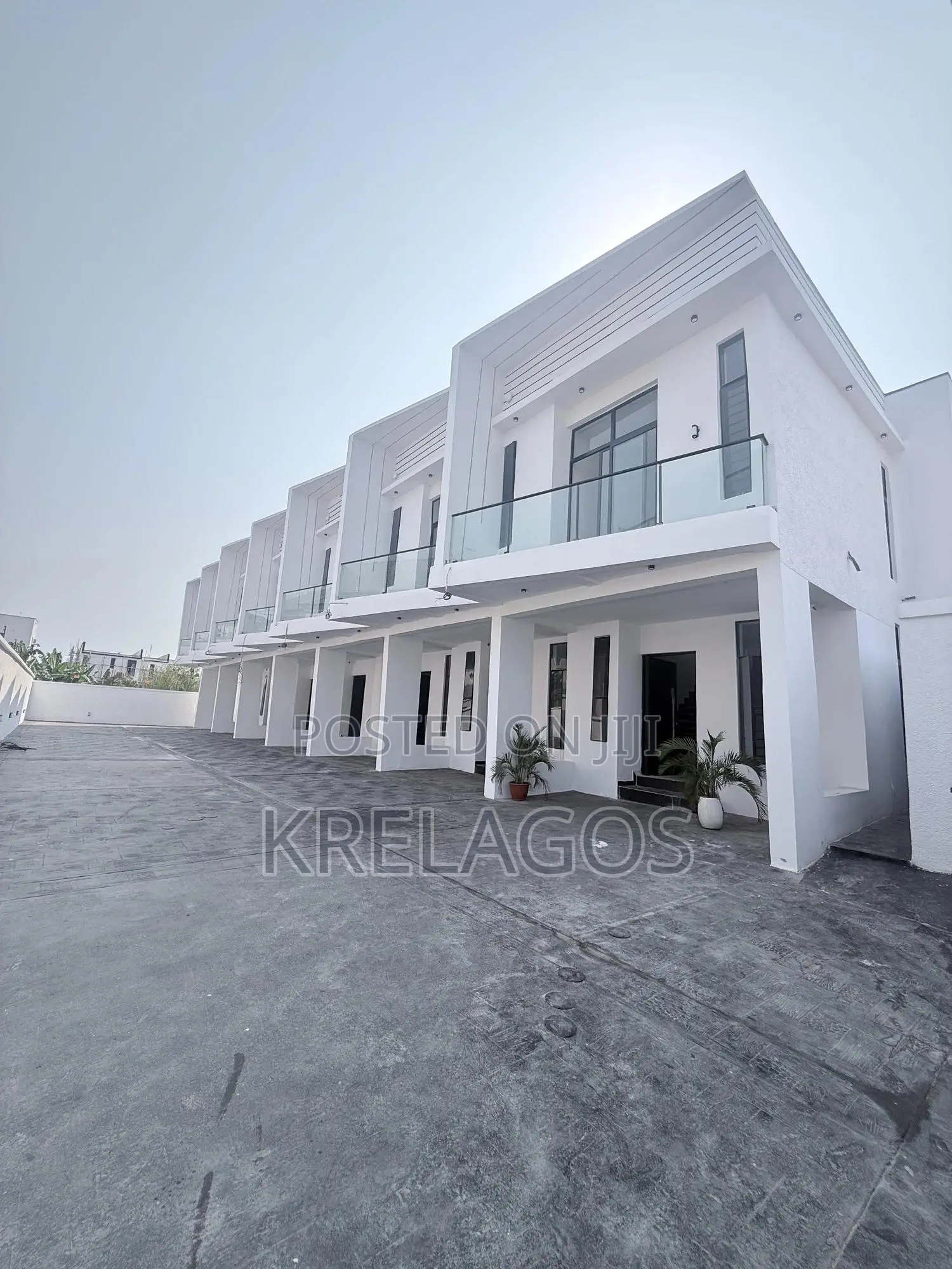2bdrm Duplex in Abraham Adesanya Estate for sale in Abraham Adesanya Estate