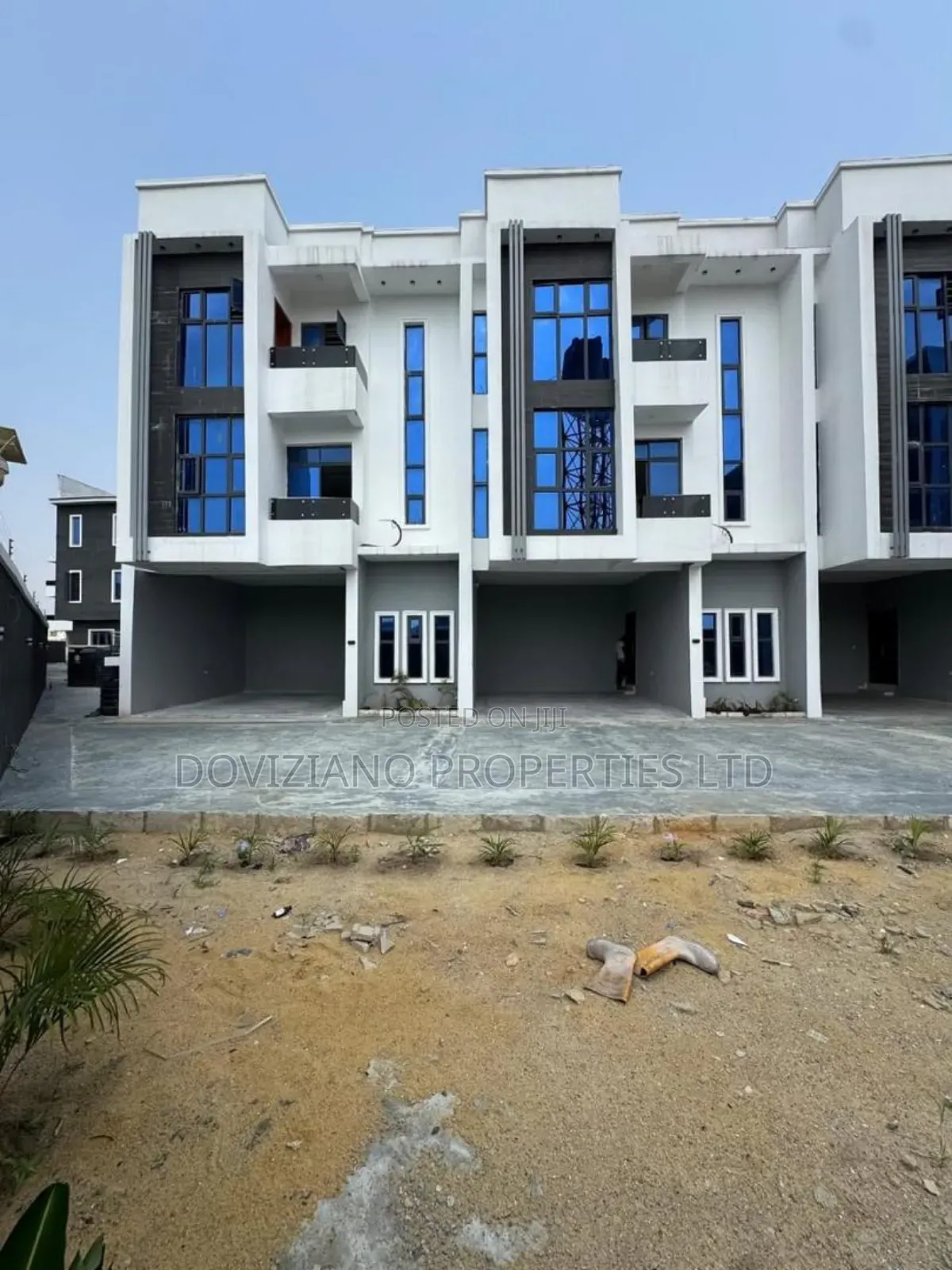 4bdrm Duplex in Ikate for sale in Ikate