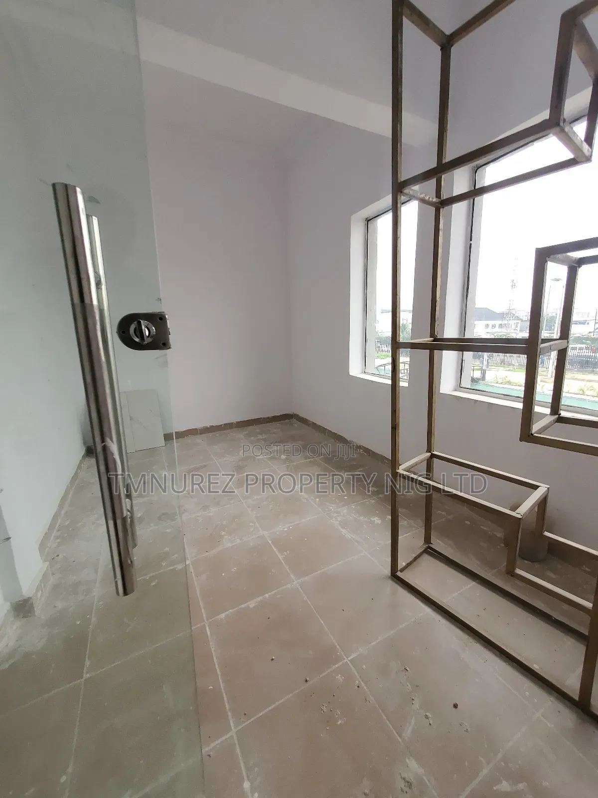 Shop for Rent at Lekki Phase1 in Lekki Phase 1