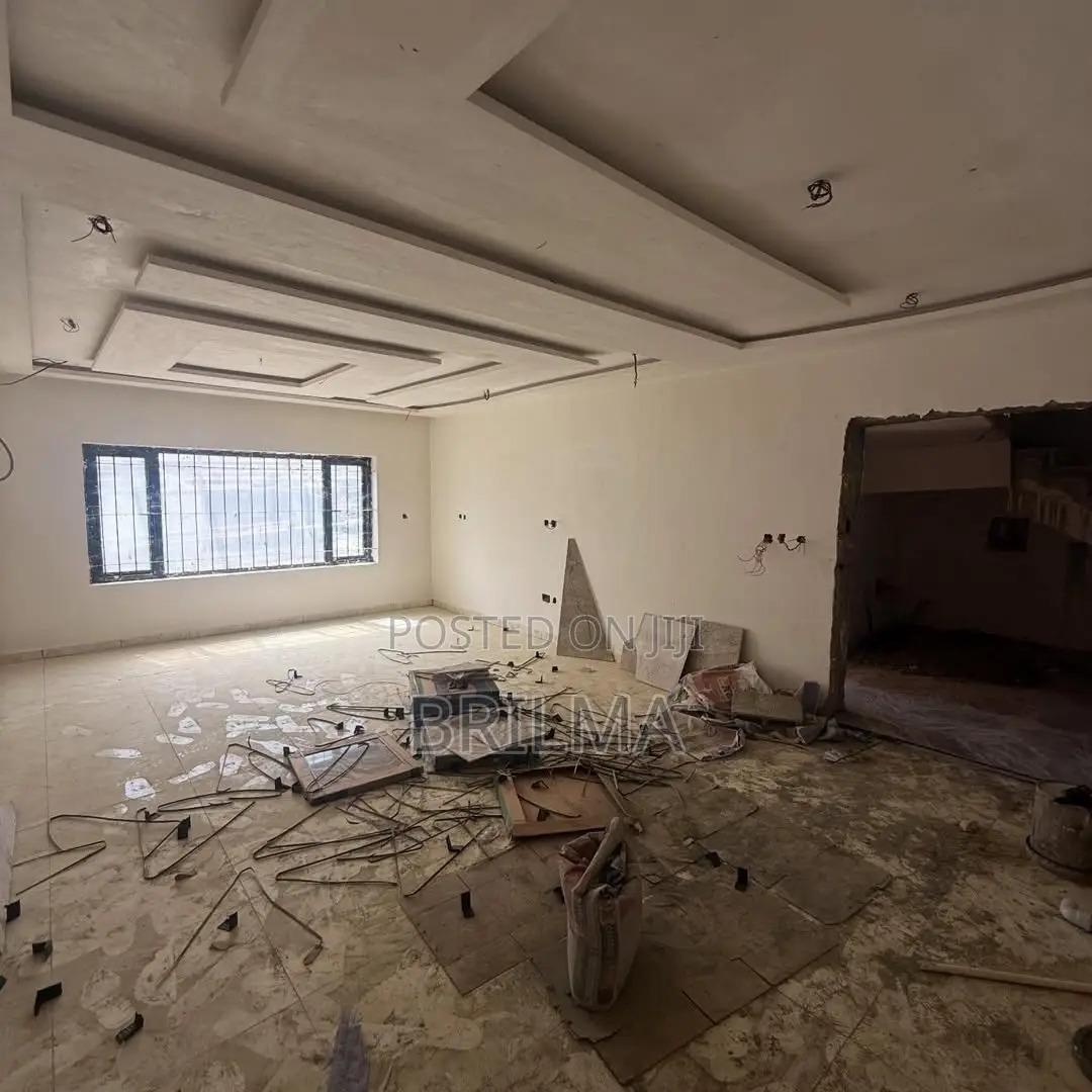 4bdrm Duplex in Jahi for sale in Jahi