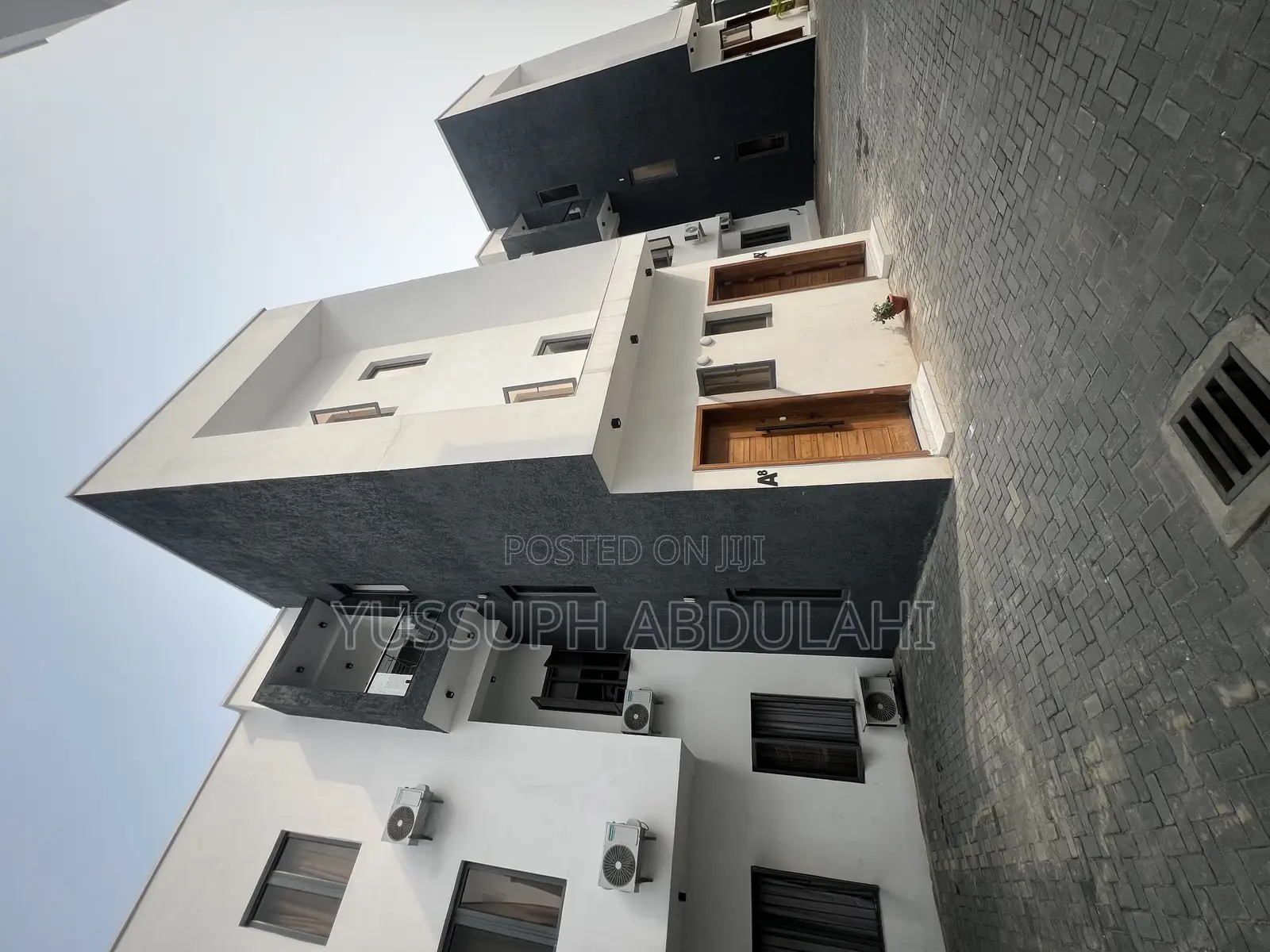 4bdrm Duplex in Lekki Phase1 for sale in Lekki Phase 1