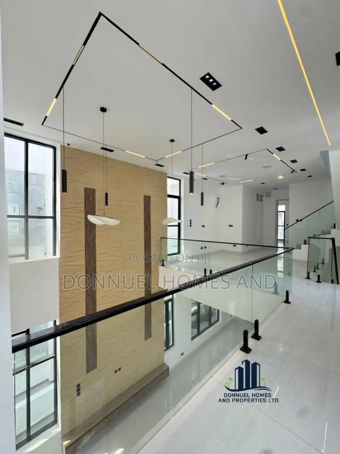 5bdrm Duplex in Osapa london for sale in Osapa london