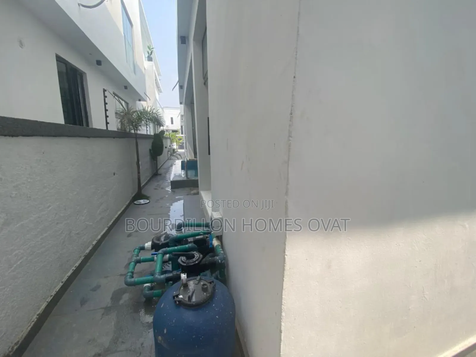 5bdrm Duplex in Chevron Lekki Lagos for sale in Chevron