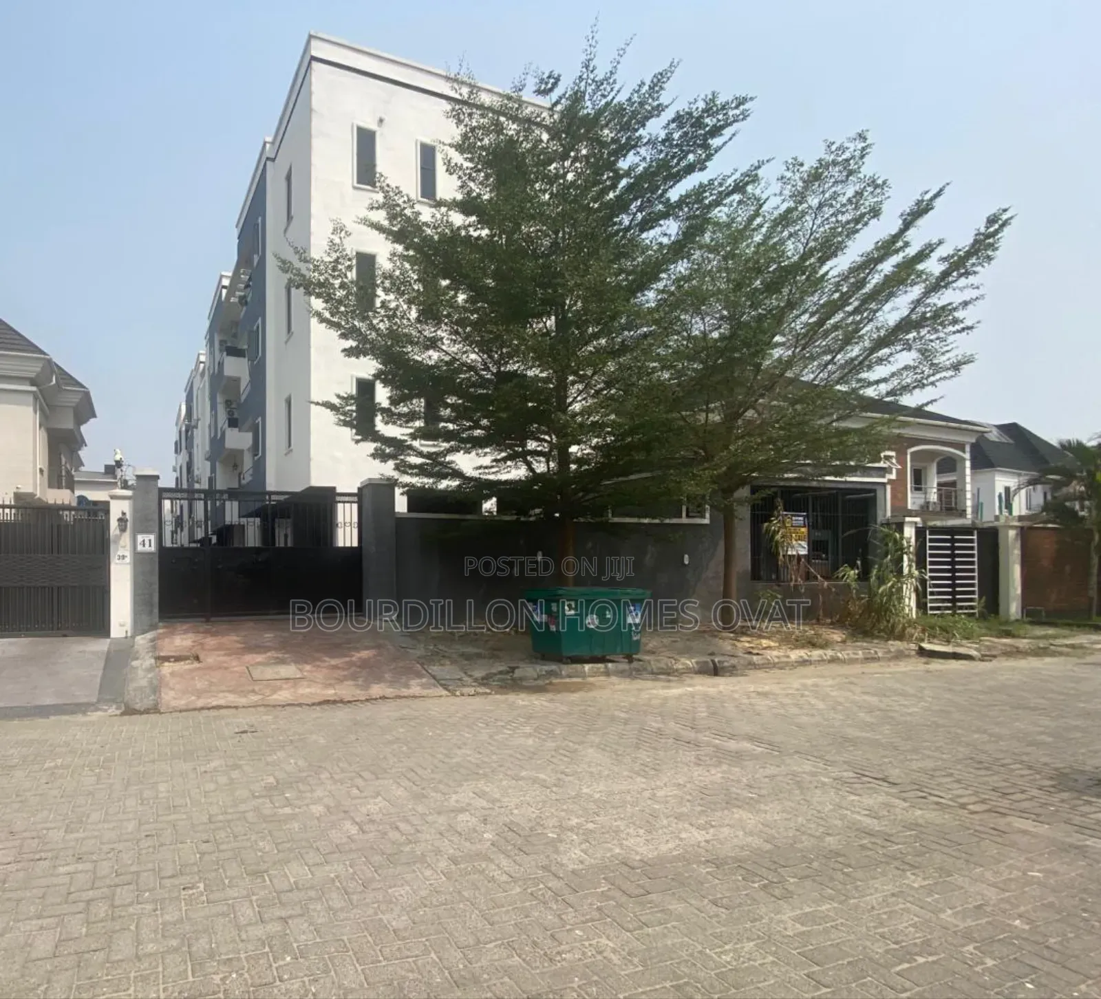 3bdrm Apartment in Chevron Toll Gate for sale in Chevron