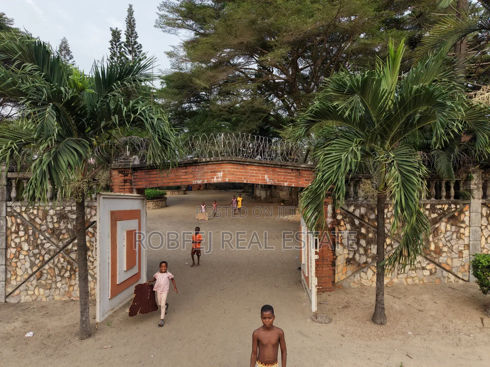 Prime 15 Plots at Majek Sangotedo in Sangotedo