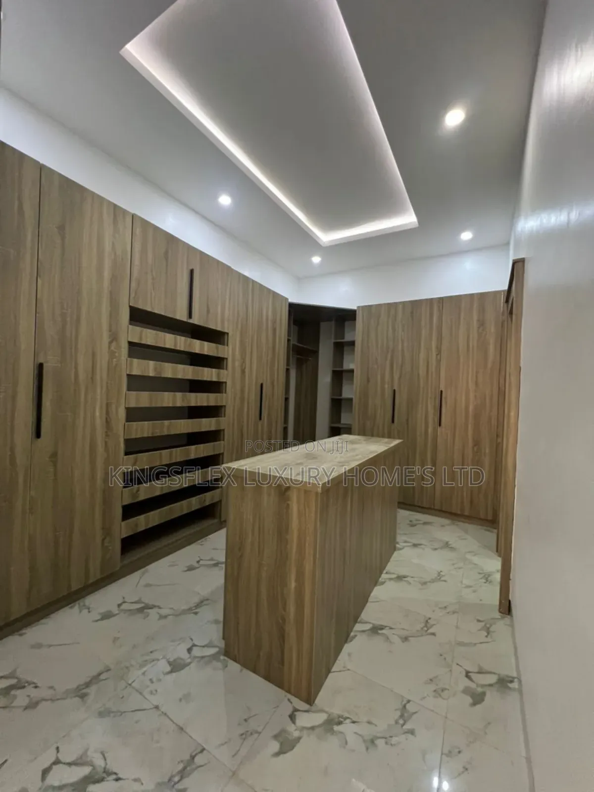 Furnished 5bdrm Townhouse/Terrace in Guzape District for sale in Guzape District