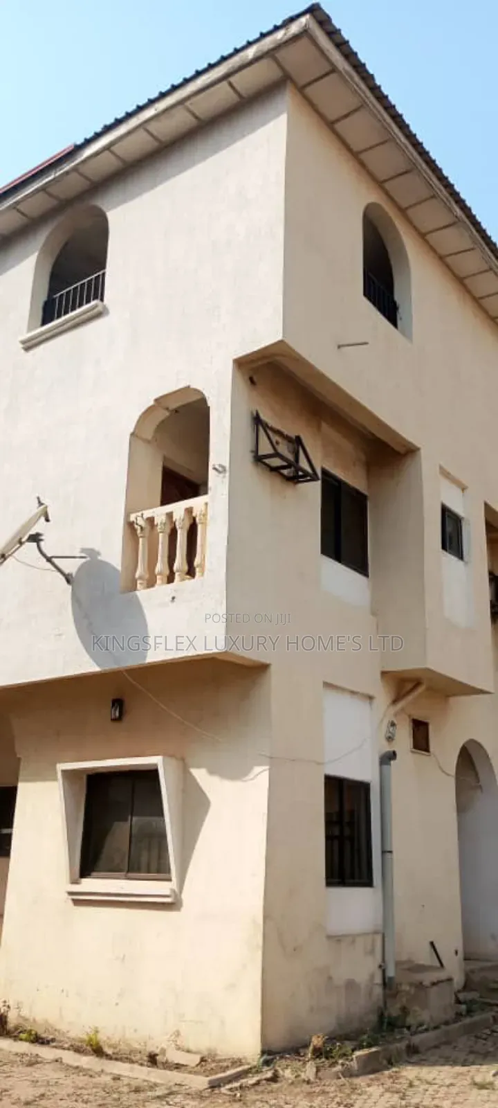 20bdrm House in Mararaba for sale in Mararaba