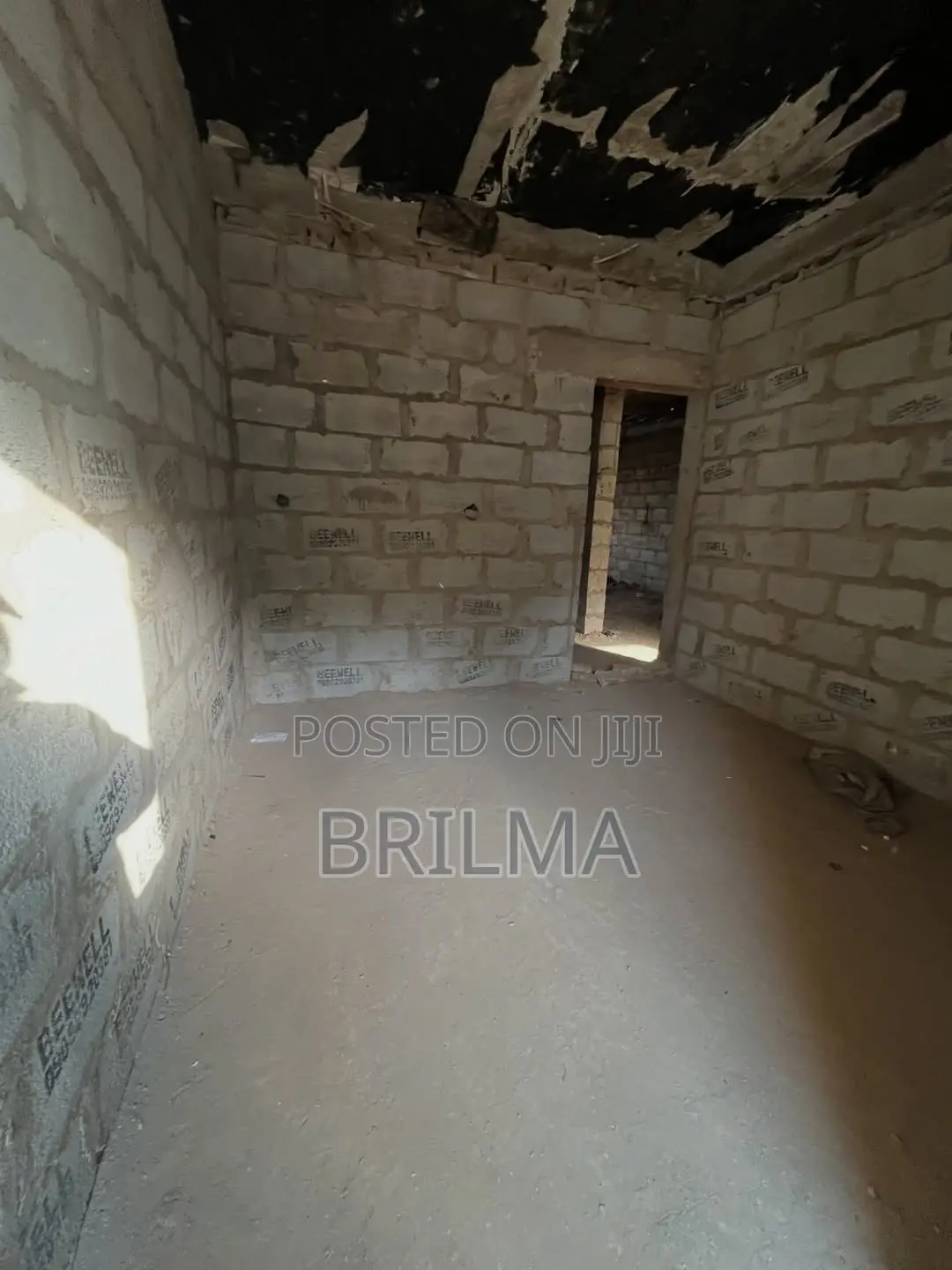 3bdrm Duplex in Kaura for sale in Kaura