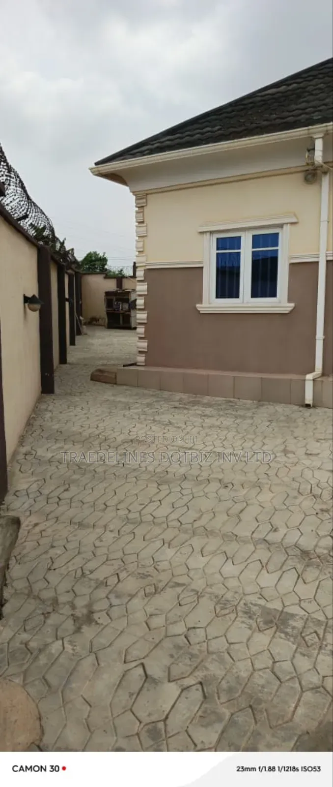 6bdrm Bungalow in Odan Ota for sale in Ado-Odo/Ota