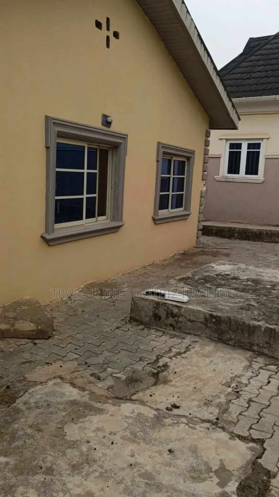 6bdrm Bungalow in Odan Ota for sale in Ado-Odo/Ota