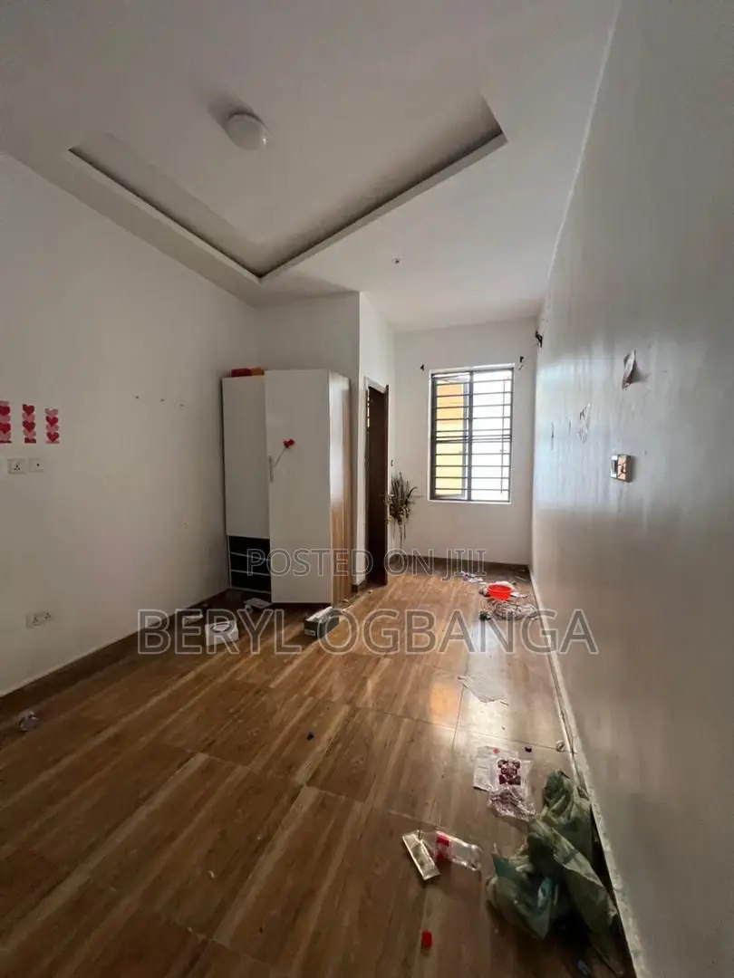 4bdrm Duplex in Lekki Phase 2 for rent in Lekki Phase 2