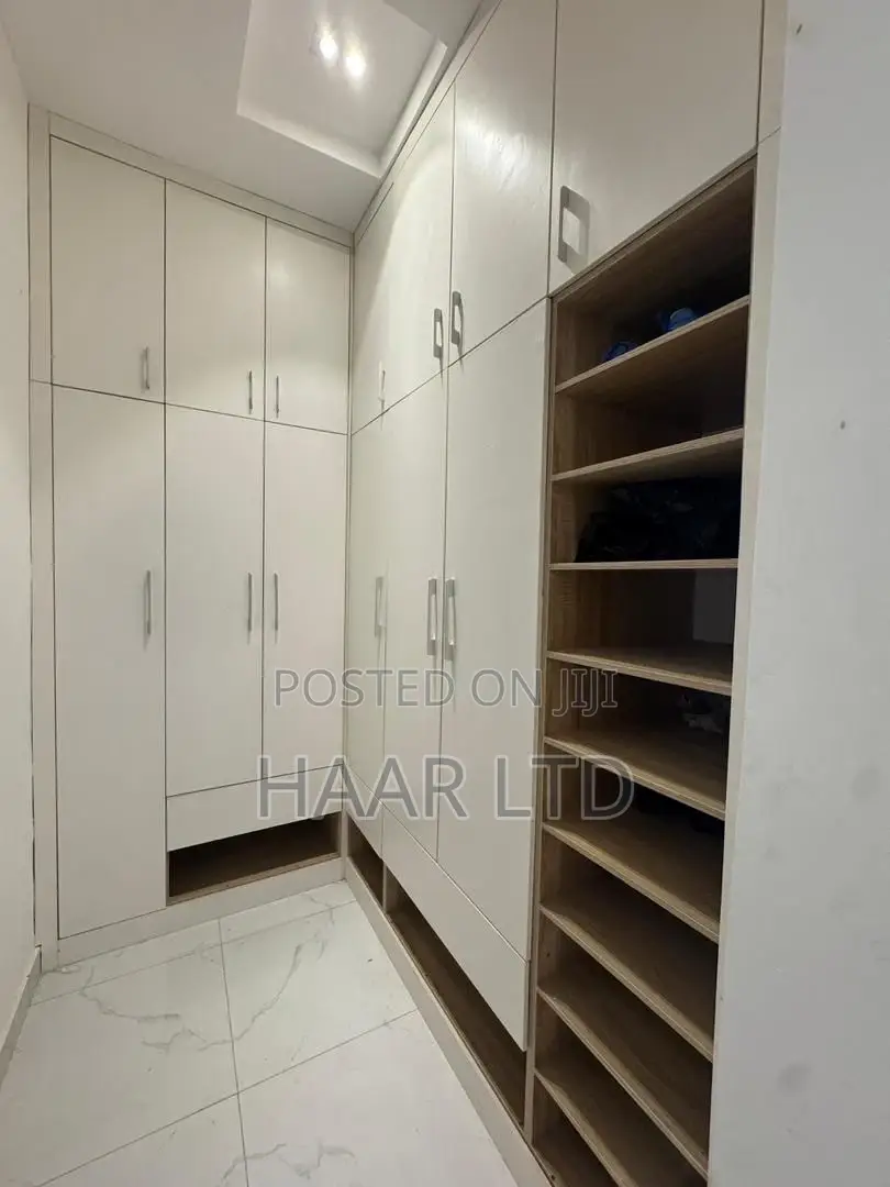 4bdrm Duplex in VGC / Ajah for sale in VGC / Ajah