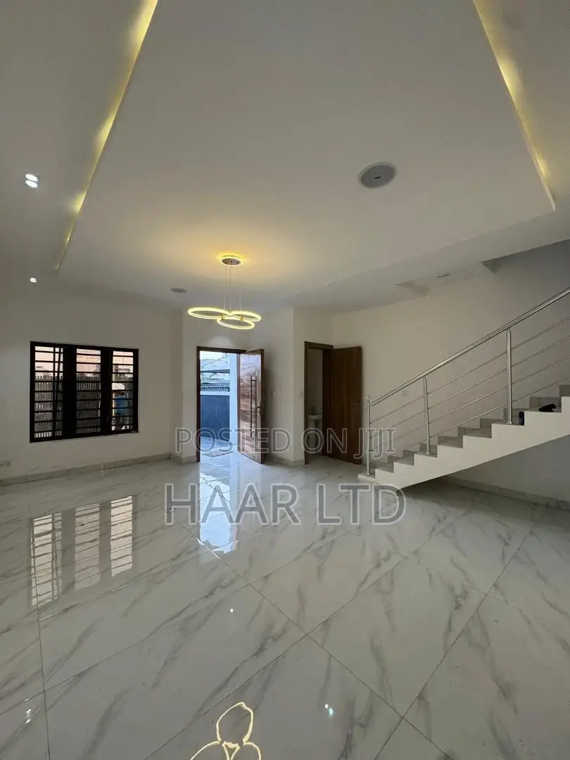 4bdrm Duplex in VGC / Ajah for sale in VGC / Ajah