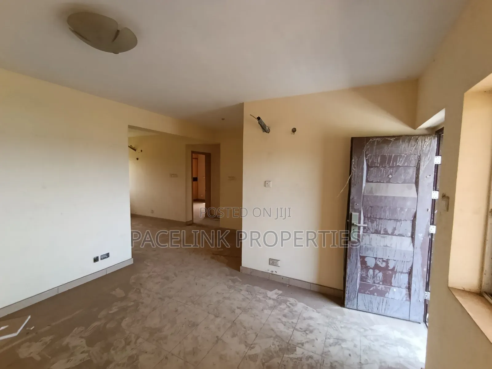 3bdrm Block of Flats in Ipaja / Ipaja for sale in Ipaja / Ipaja