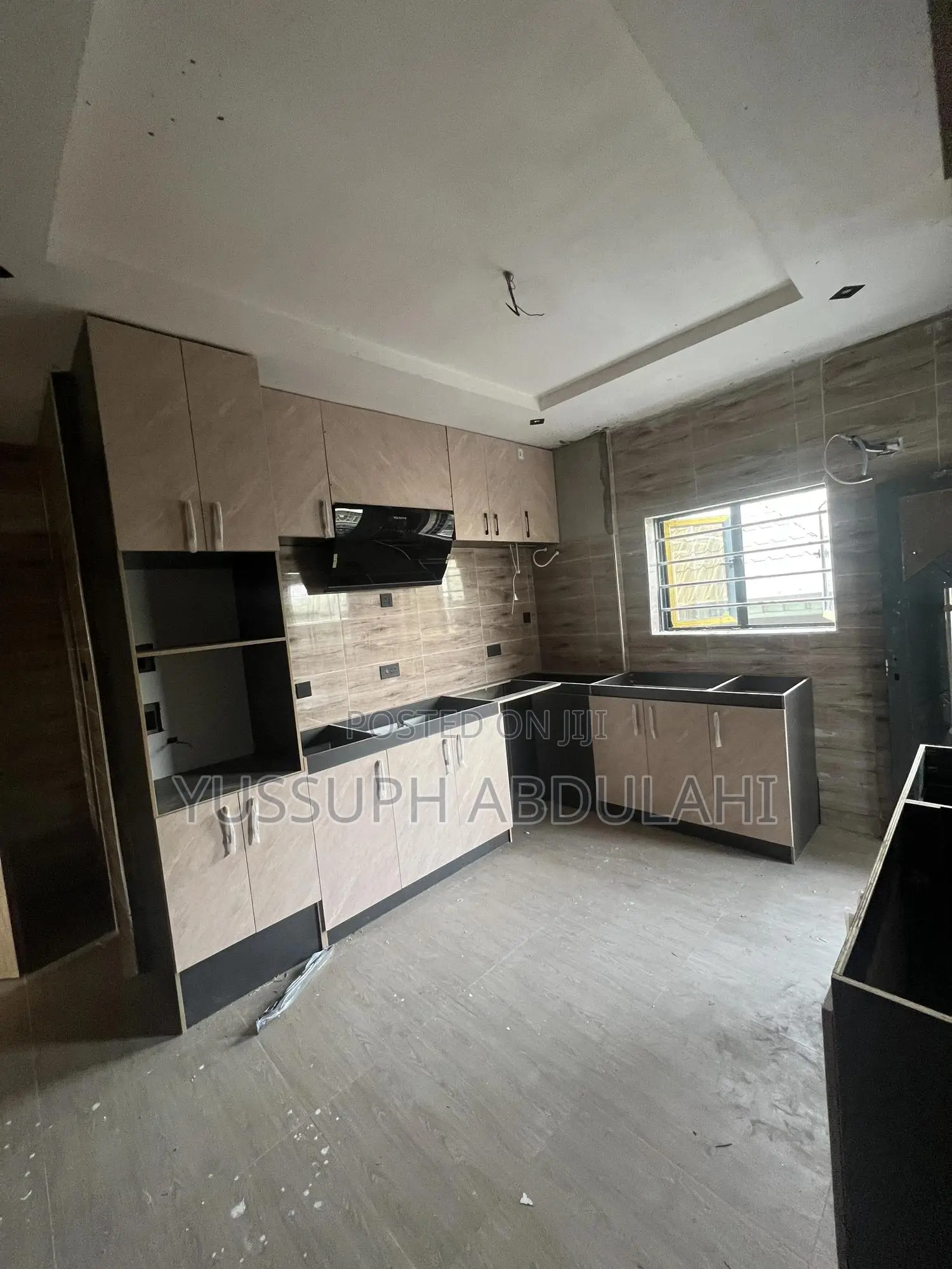 3bdrm Apartment in Yaba, Akoka for sale in Akoka