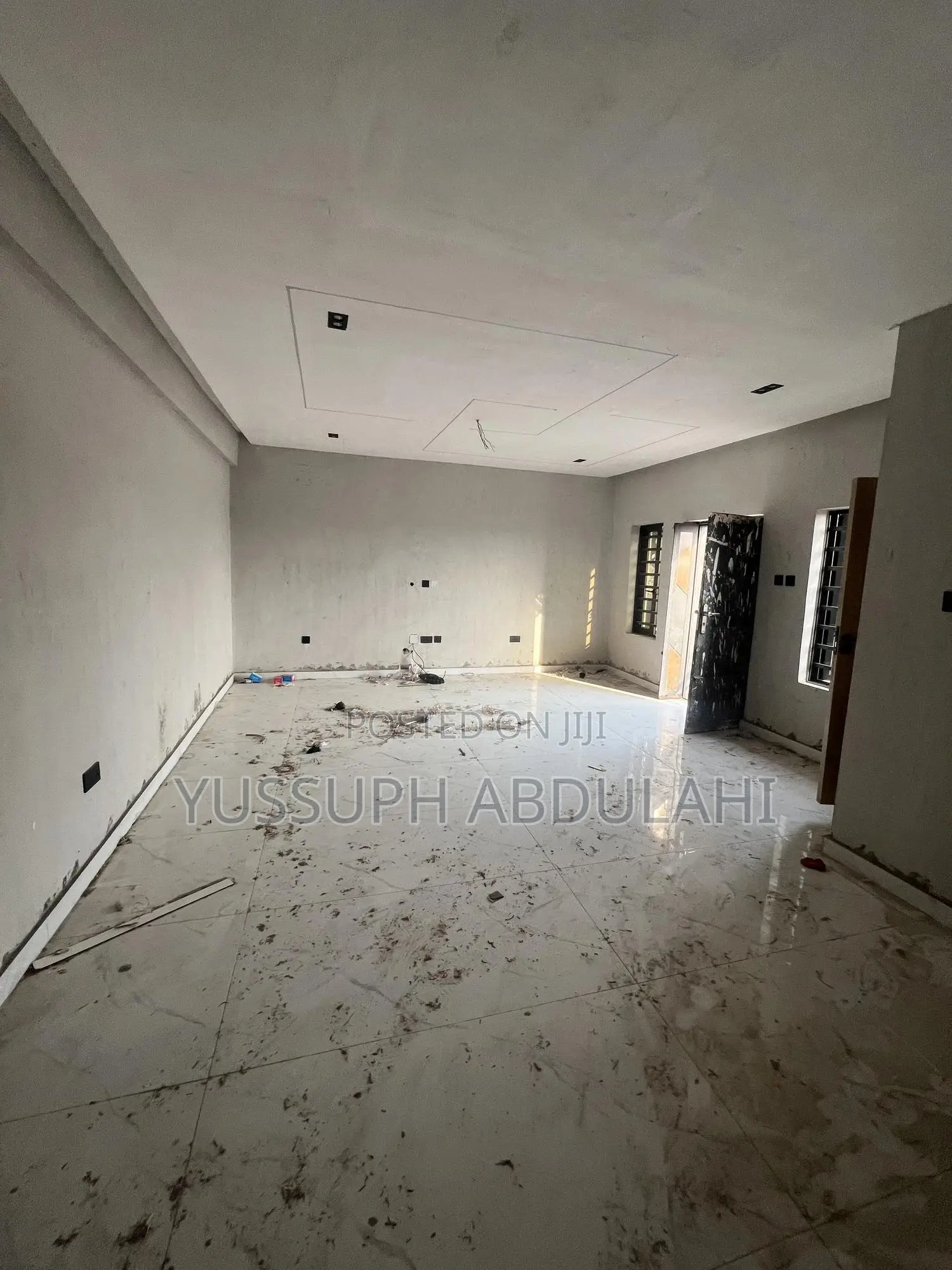 3bdrm Apartment in Yaba, Akoka for sale in Akoka