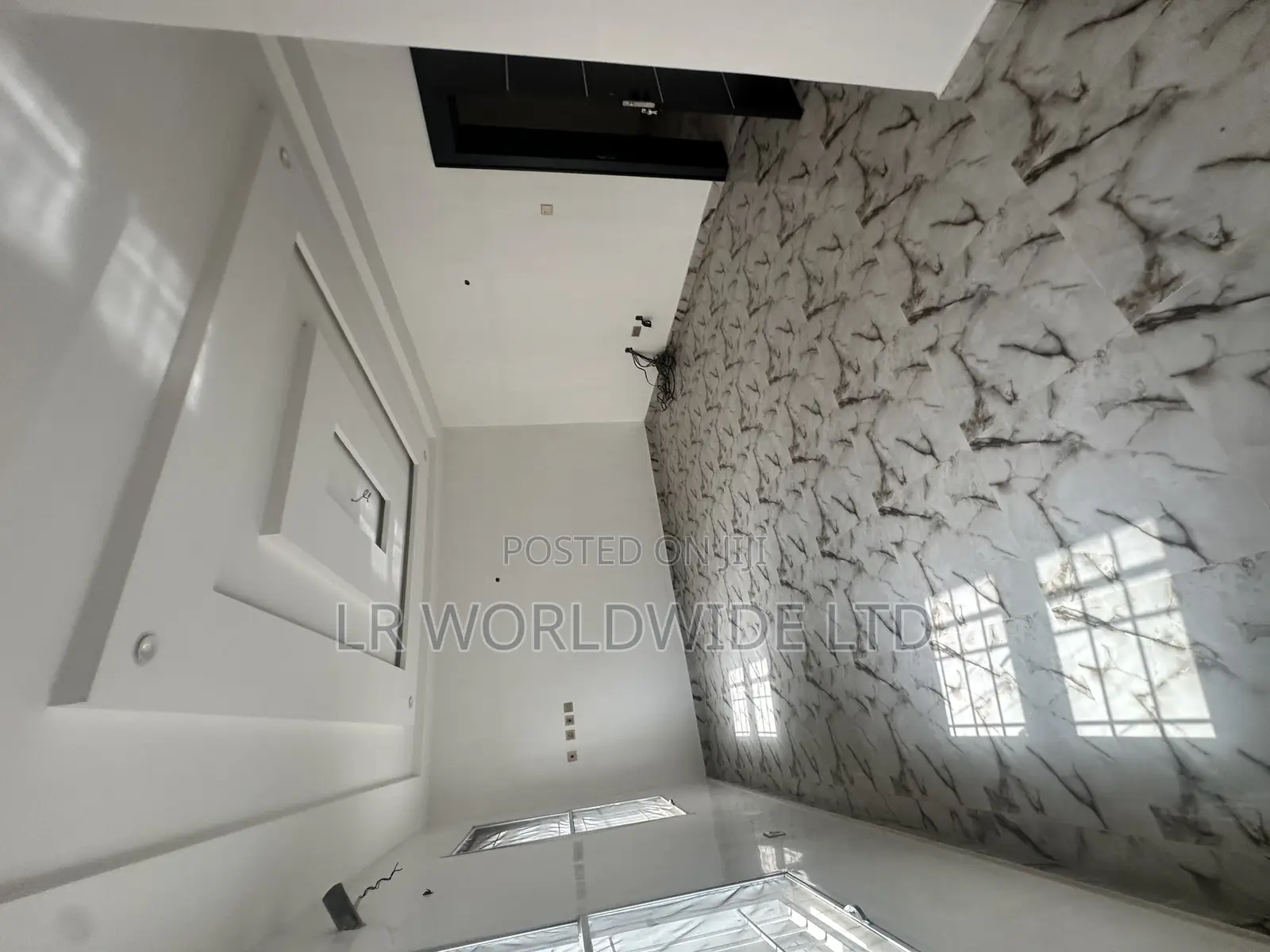 5bdrm Duplex in Lugbe District for rent in Lugbe District