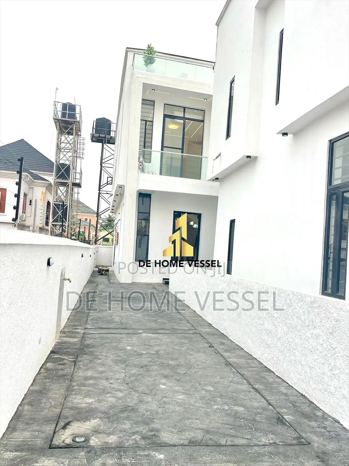 4bdrm Duplex in Lekki for sale in Lekki