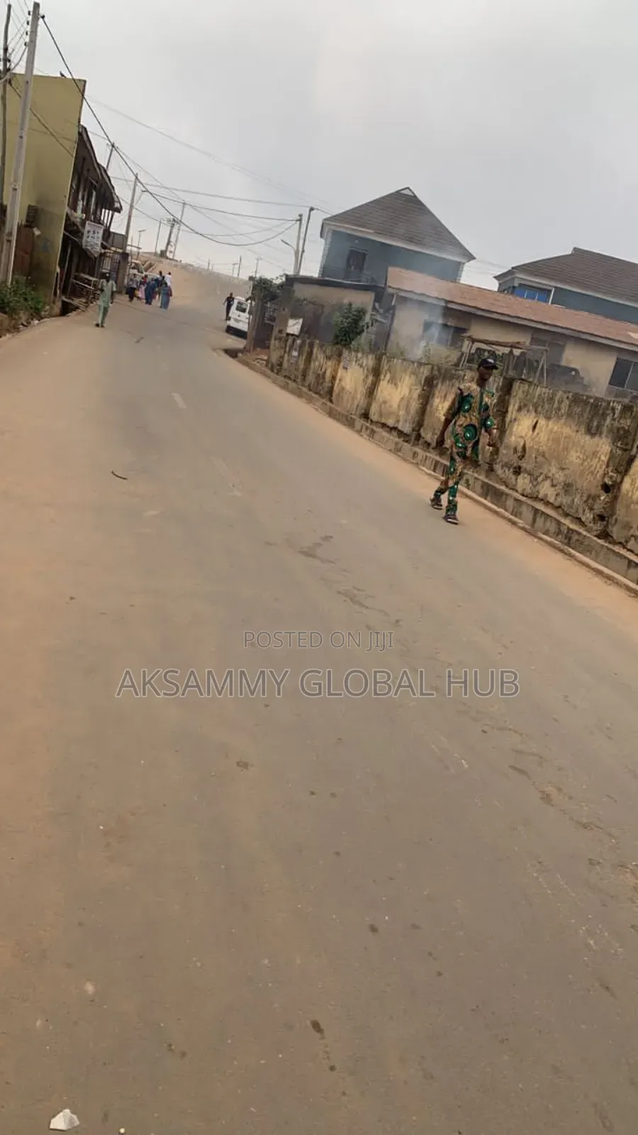 Commercial 3 Plot Of Land At Iyana-bodija in Ibadan