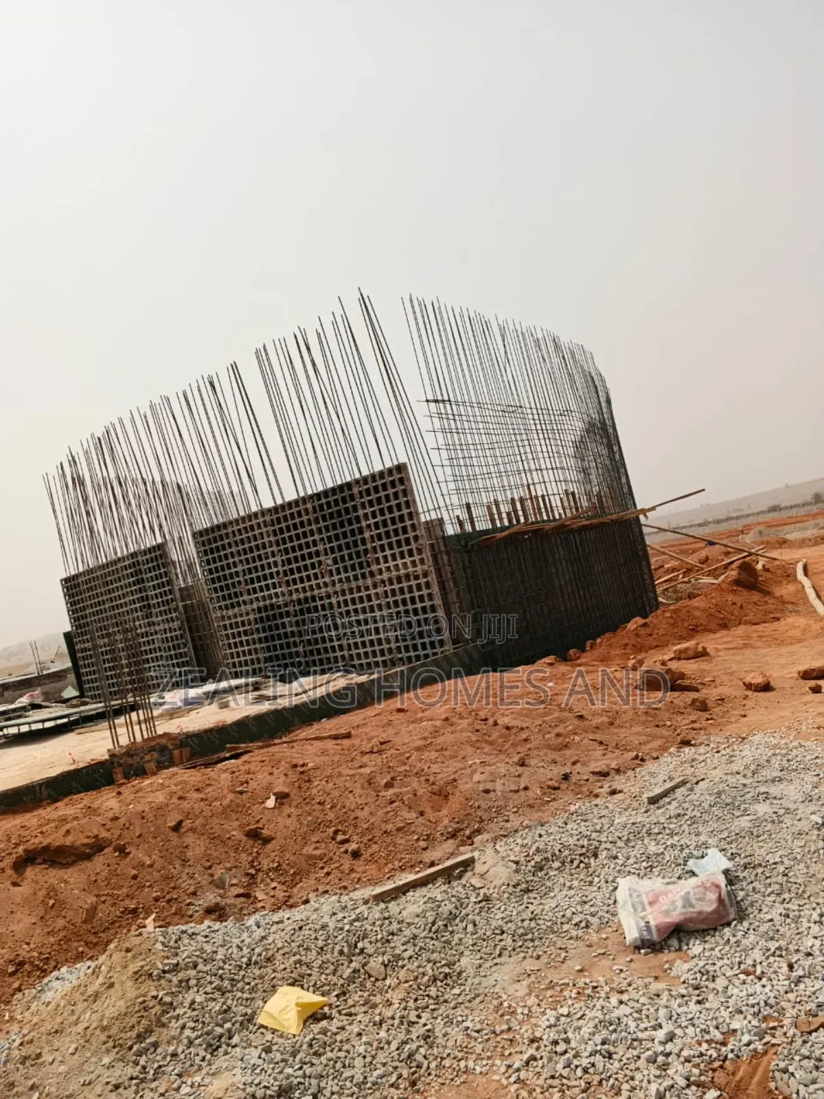 Hutu Exclusive Abuja in Lugbe District