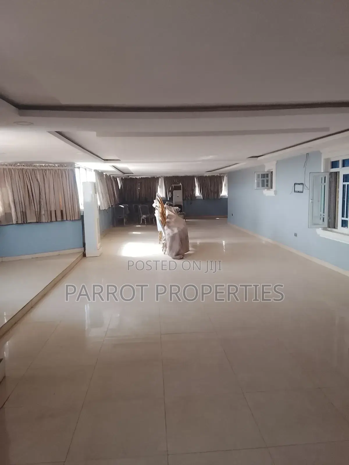 Loung / Restaurant Roof Top Space for Rent in Gwarinpa