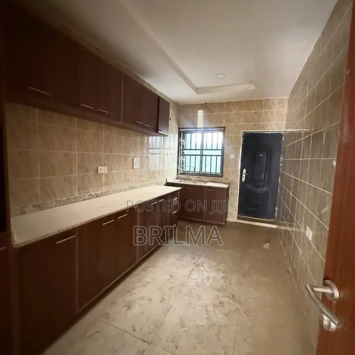 4bdrm Duplex in Jahi for sale in Jahi