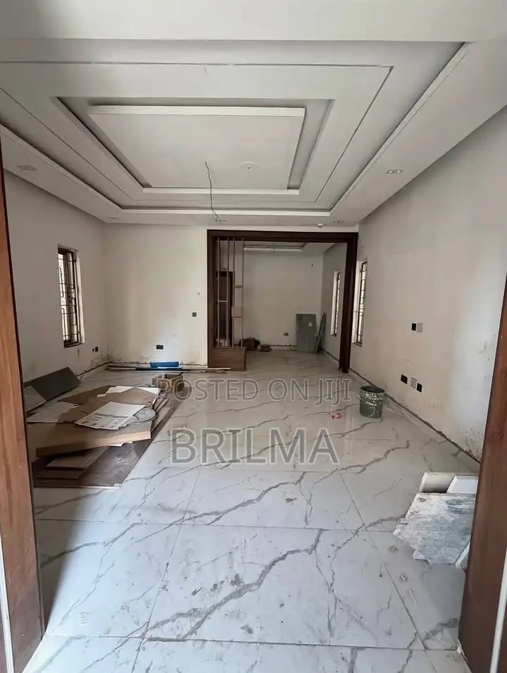4bdrm Duplex in Mabushi for sale in Mabushi