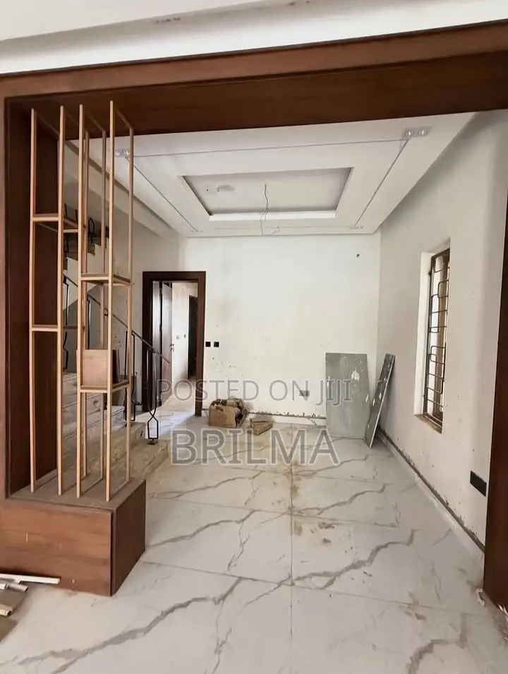 4bdrm Duplex in Mabushi for sale in Mabushi