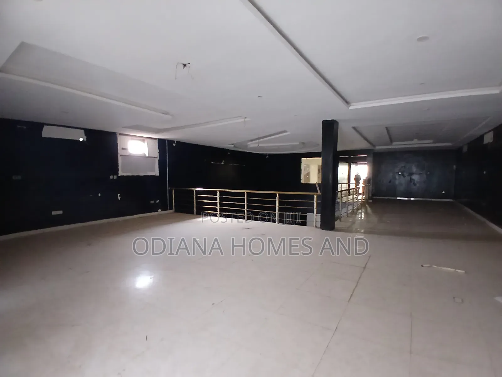Recreational Centre for Sale Along Eleyele Roundabout Road, Ibadan in Ibadan