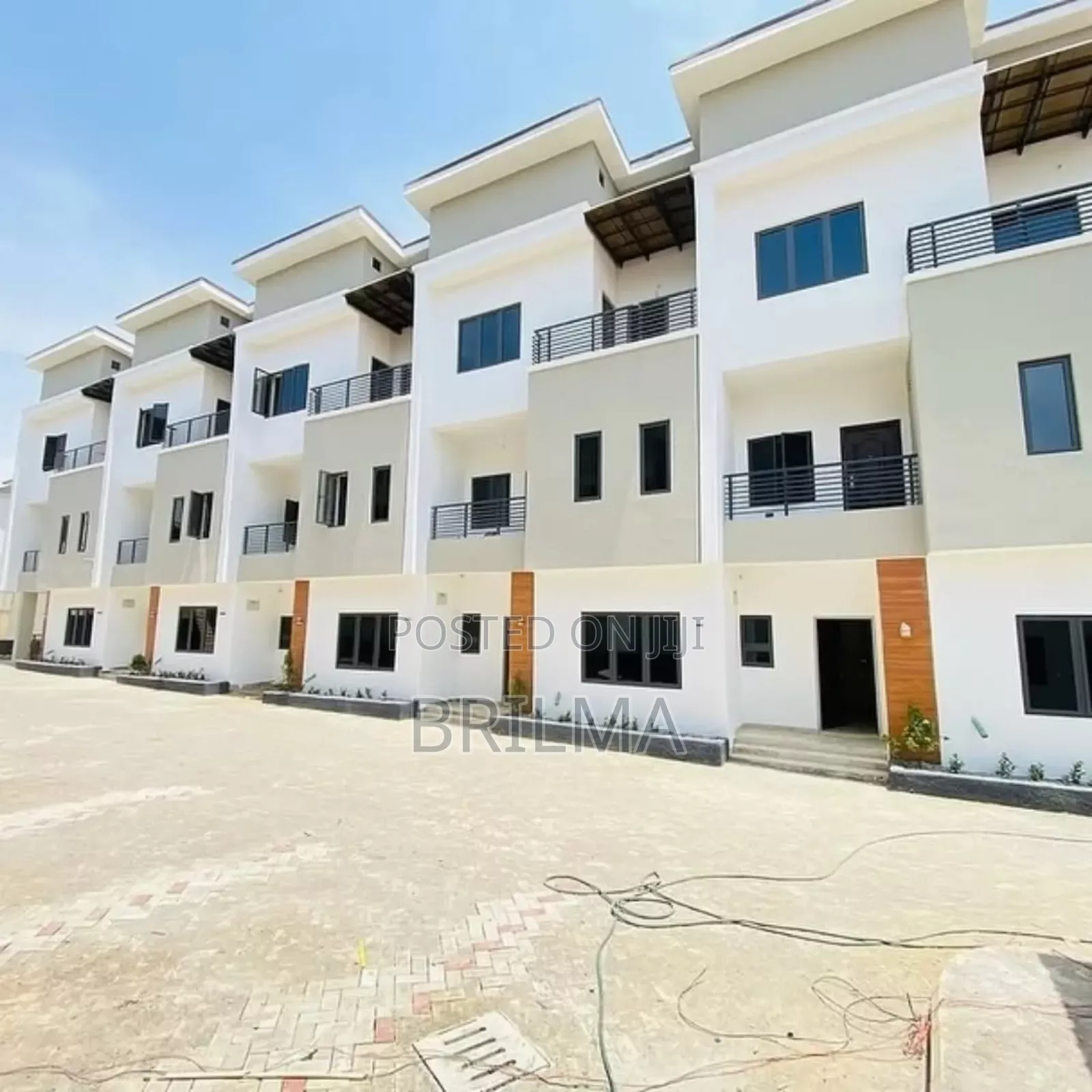 4bdrm Duplex in Jahi for sale in Jahi