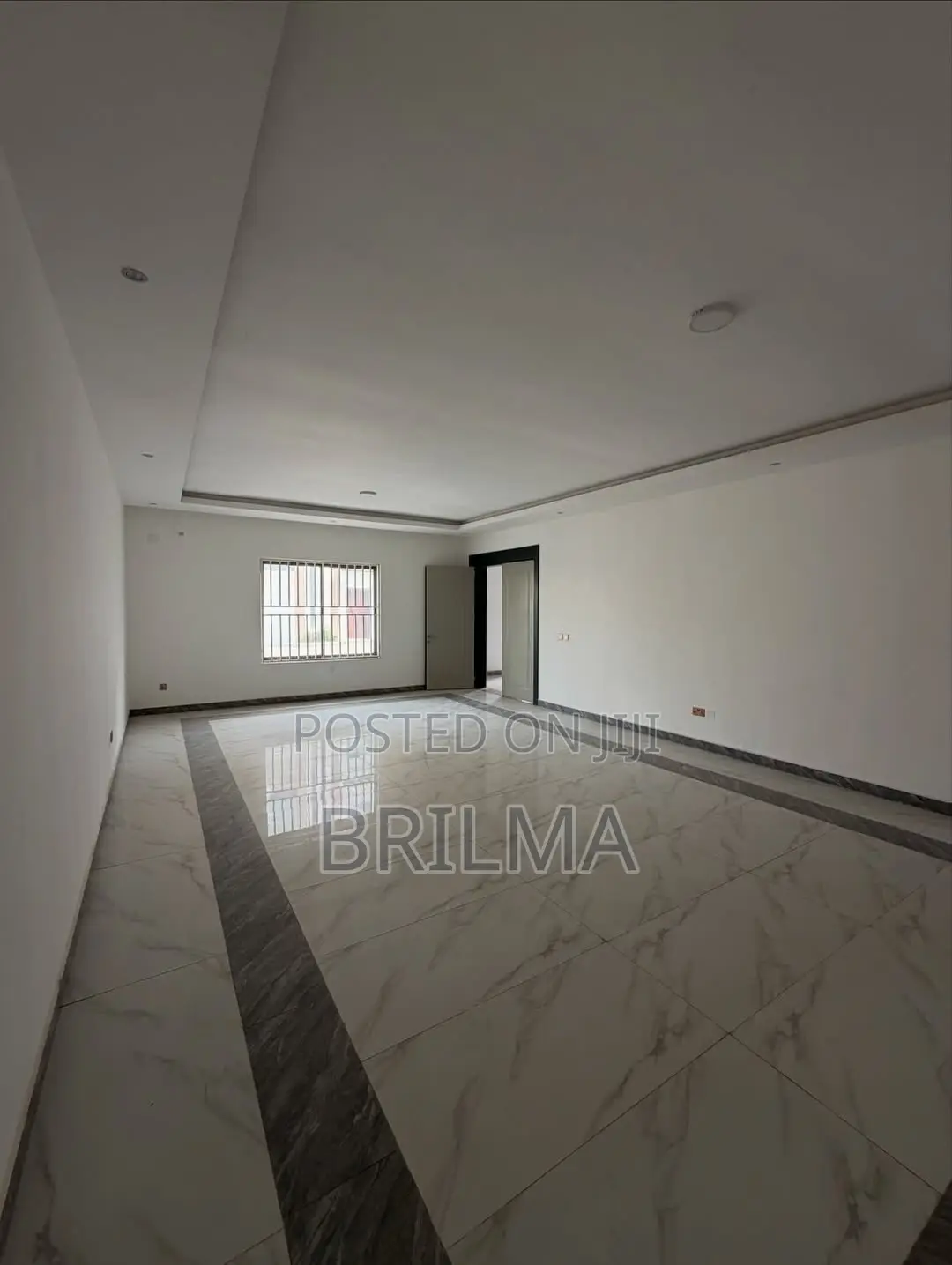 5bdrm Duplex in Jahi for sale in Jahi