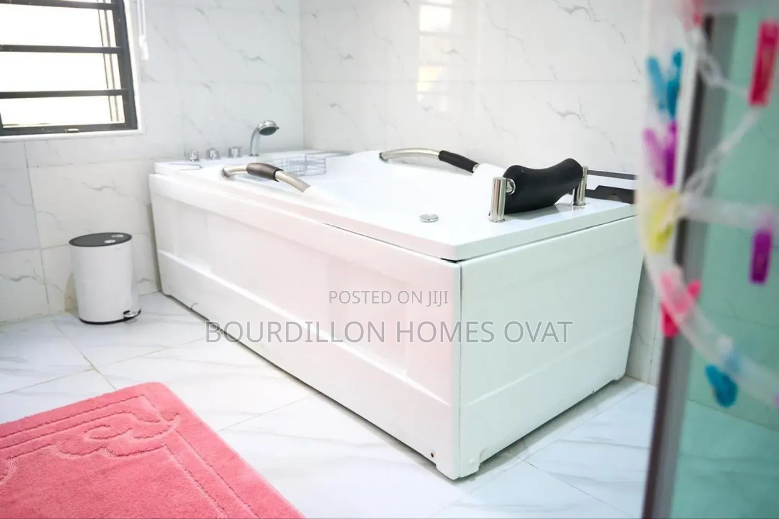 4bdrm Duplex in Chevron Toll Gate for sale in Chevron