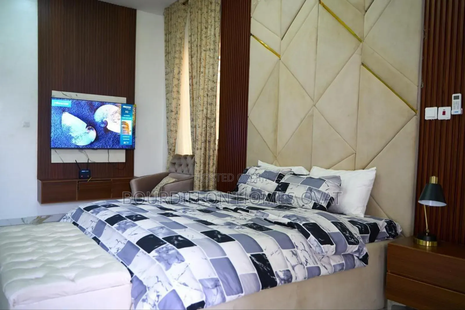 4bdrm Duplex in Chevron Toll Gate for sale in Chevron