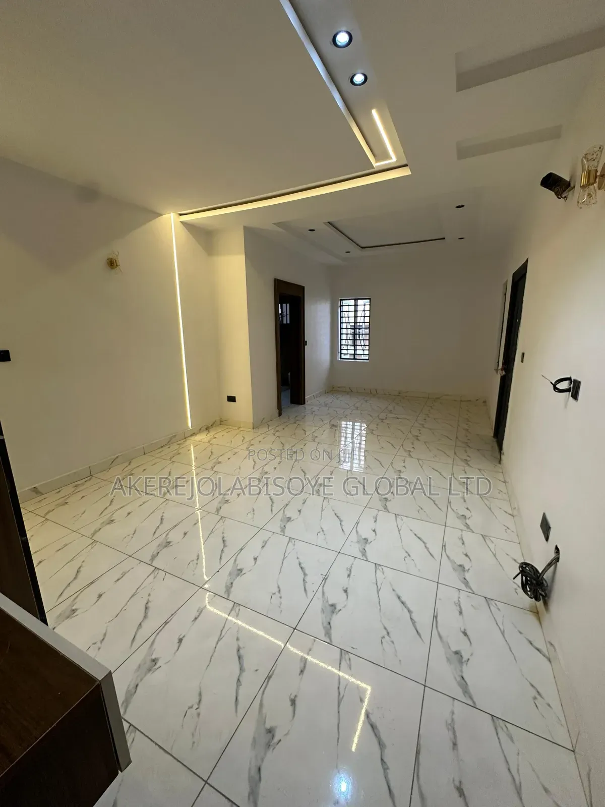 4bdrm Duplex in In An Estate for sale in Gwarinpa
