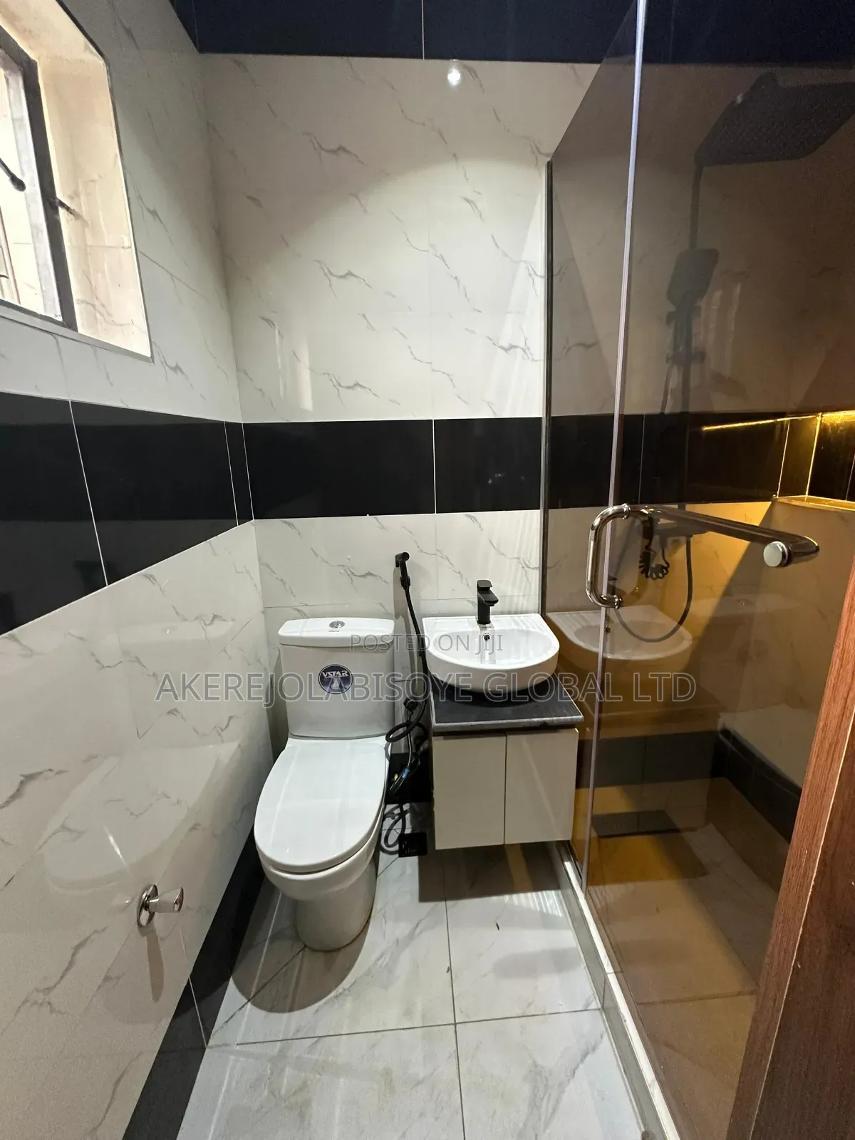4bdrm Duplex in In An Estate for sale in Gwarinpa