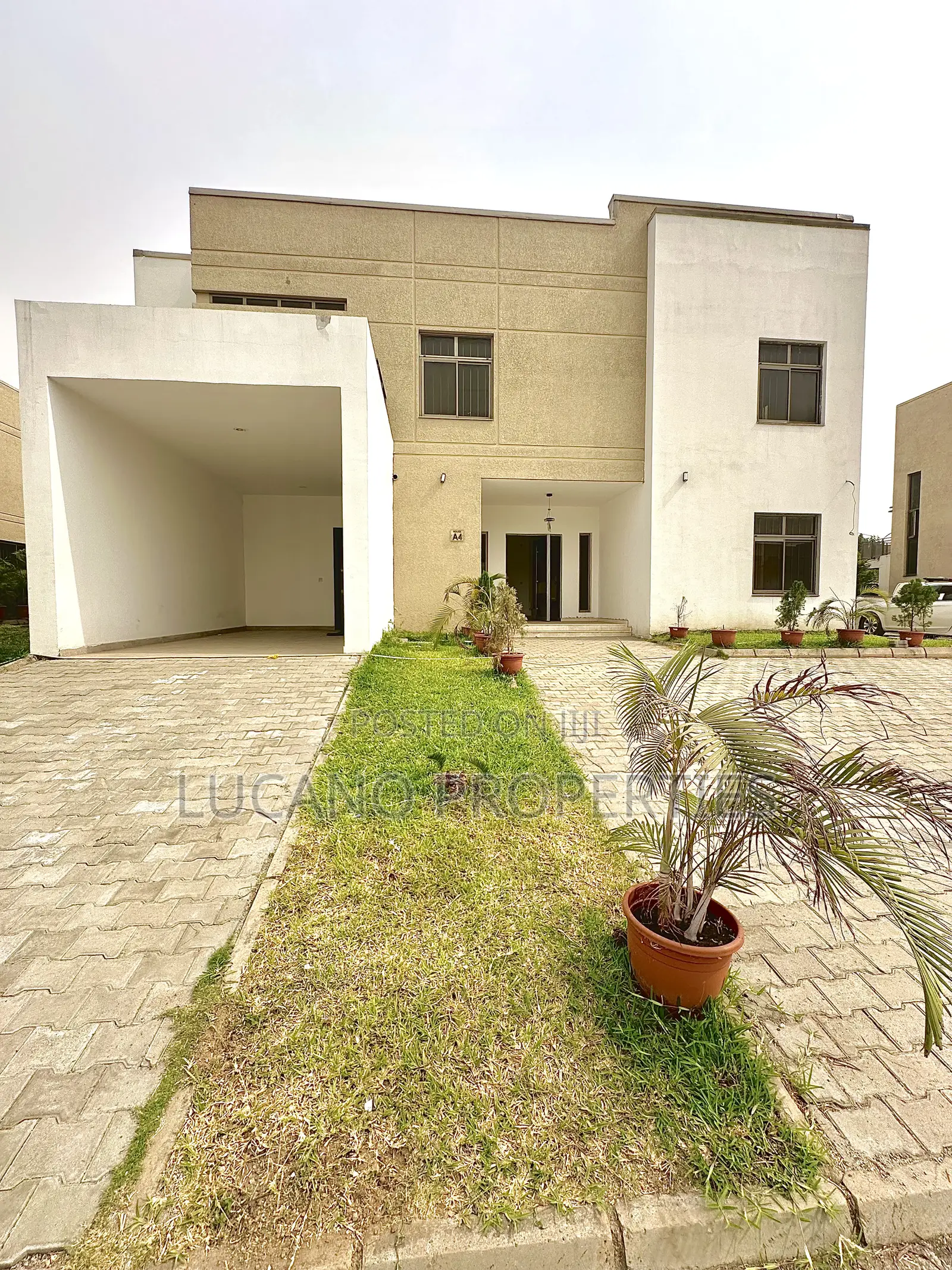 5bdrm Duplex in Maitama District for sale in Maitama