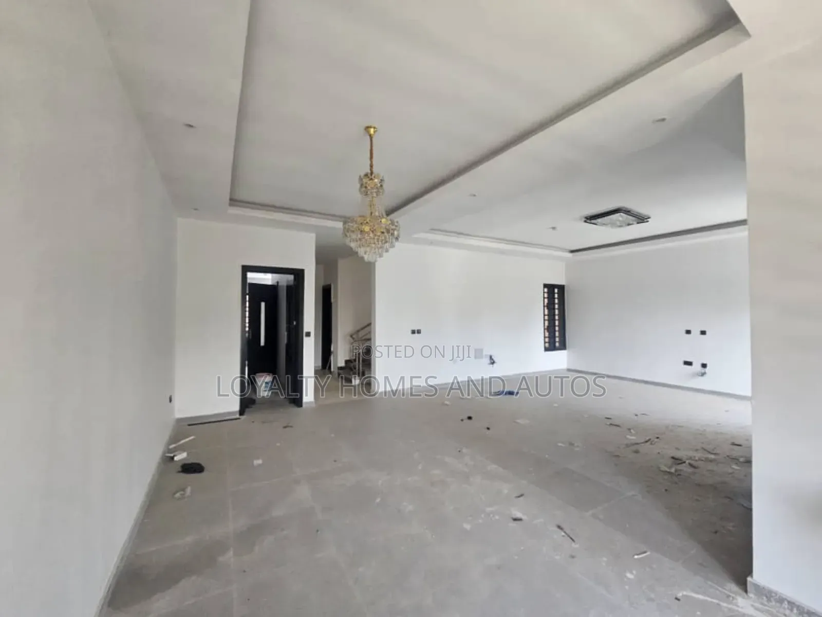 5bdrm Duplex in Lekki Phase 1 for sale in Lekki Phase 1