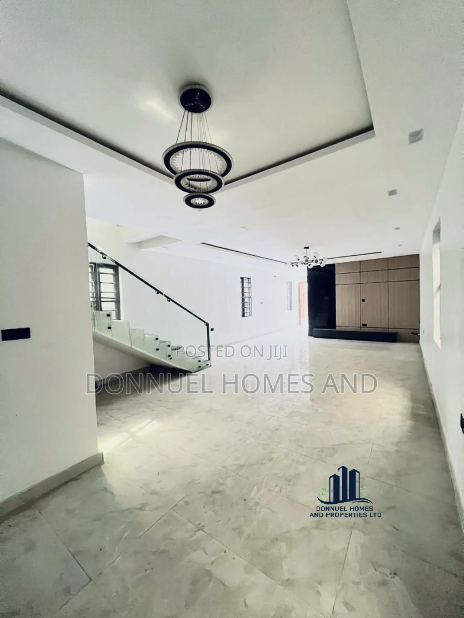 4bdrm Duplex in Ologolo for sale in Ologolo