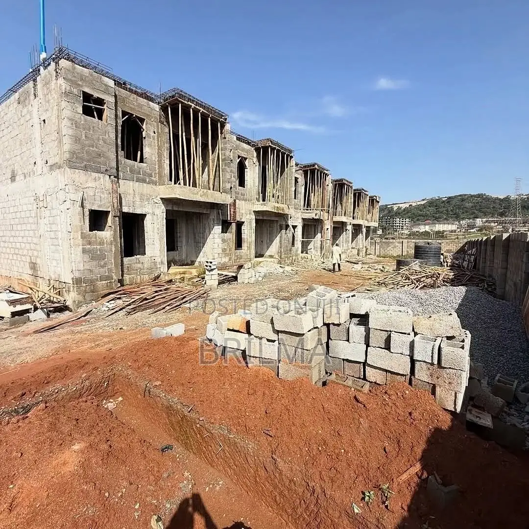 4bdrm Duplex in Katampe for sale in Katampe