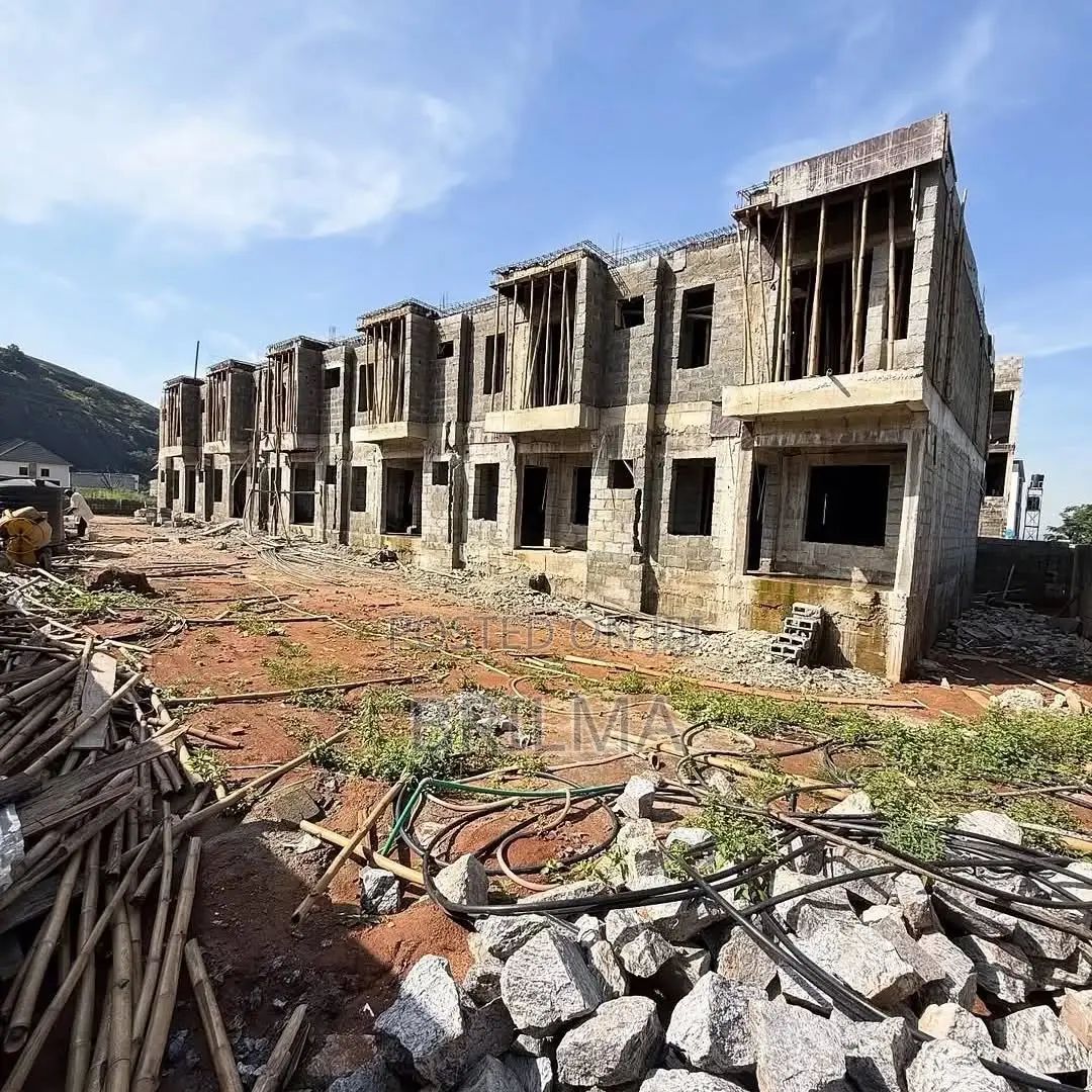 4bdrm Duplex in Katampe for sale in Katampe