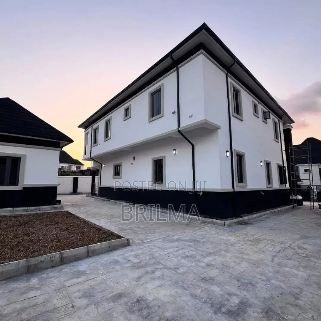 5bdrm Mansion in Dakwo District for sale in Dakwo District