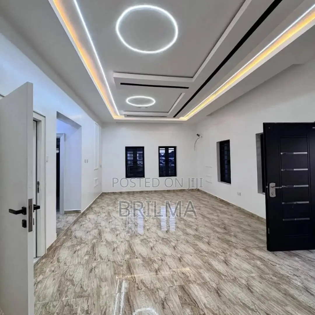 5bdrm Mansion in Dakwo District for sale in Dakwo District