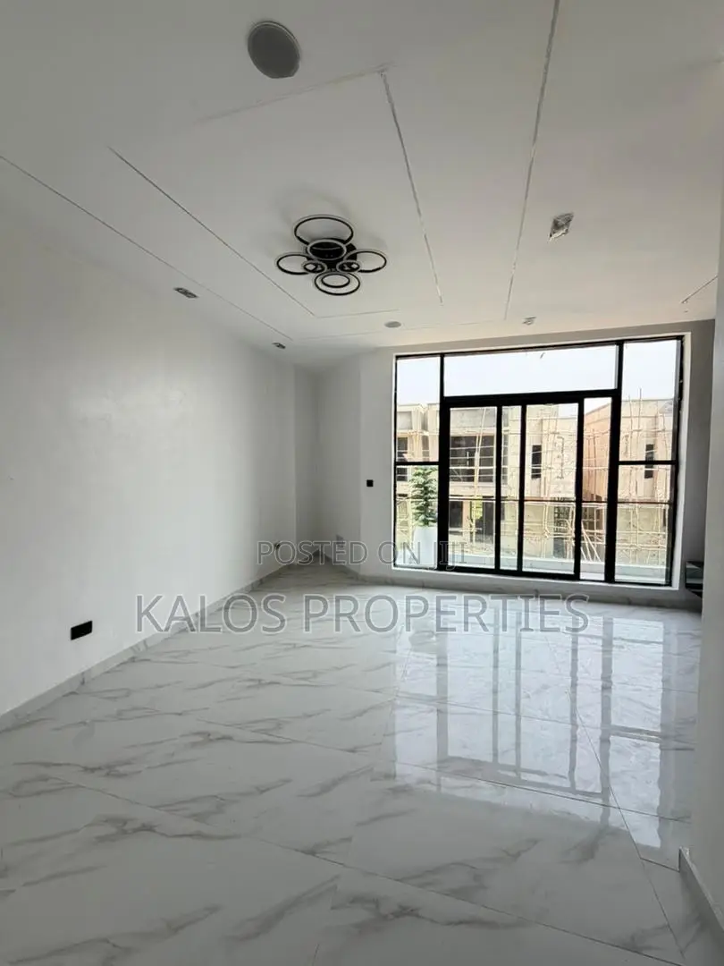 4bdrm Duplex in Ajah Lekki Lagos, Abraham Adesanya Estate for sale in Abraham Adesanya Estate