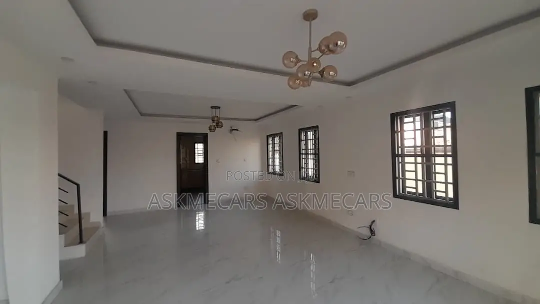 4bdrm Duplex in Abraham Adesanya, Ajah for rent in Ajah